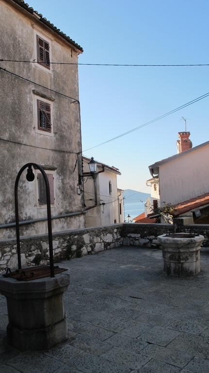 Apartment Marija With Terrace Brseč Dış mekan fotoğraf
